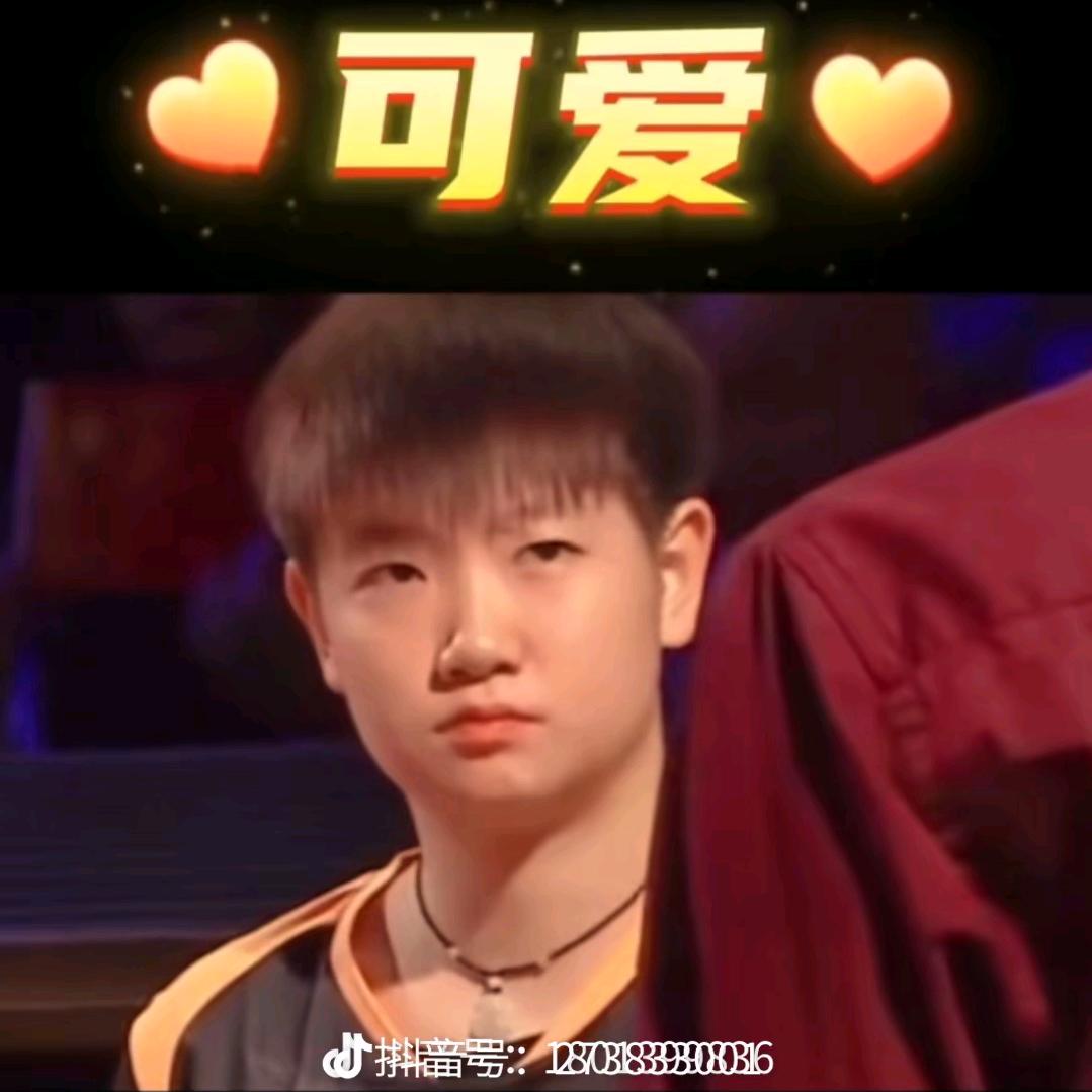 飘飘(ง •̀_•́)ง加油莎莎