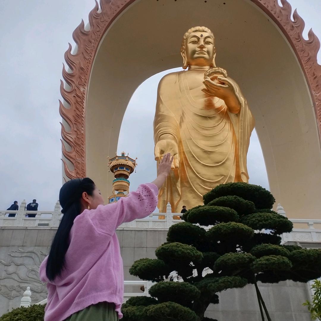 凡所有相，皆是虚妄！