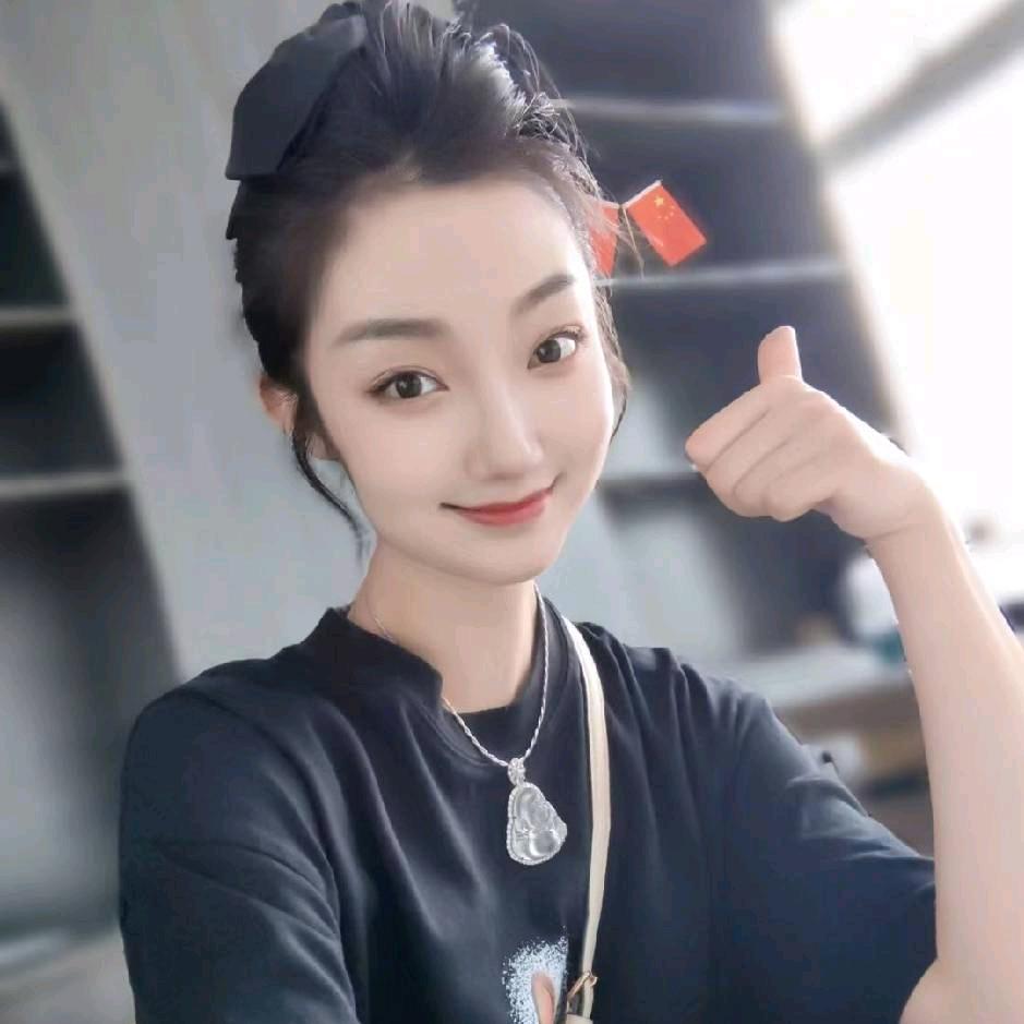 王源.
