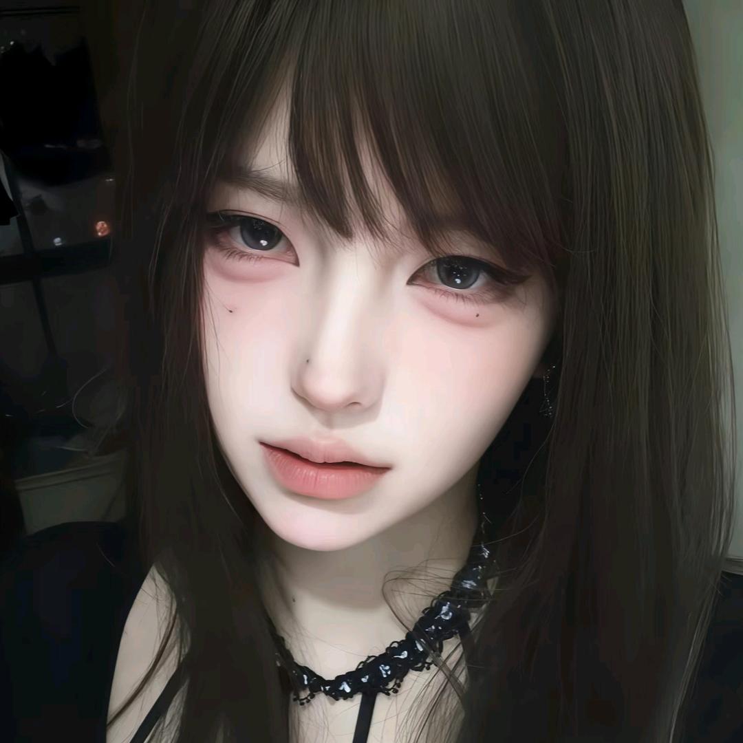 尹.