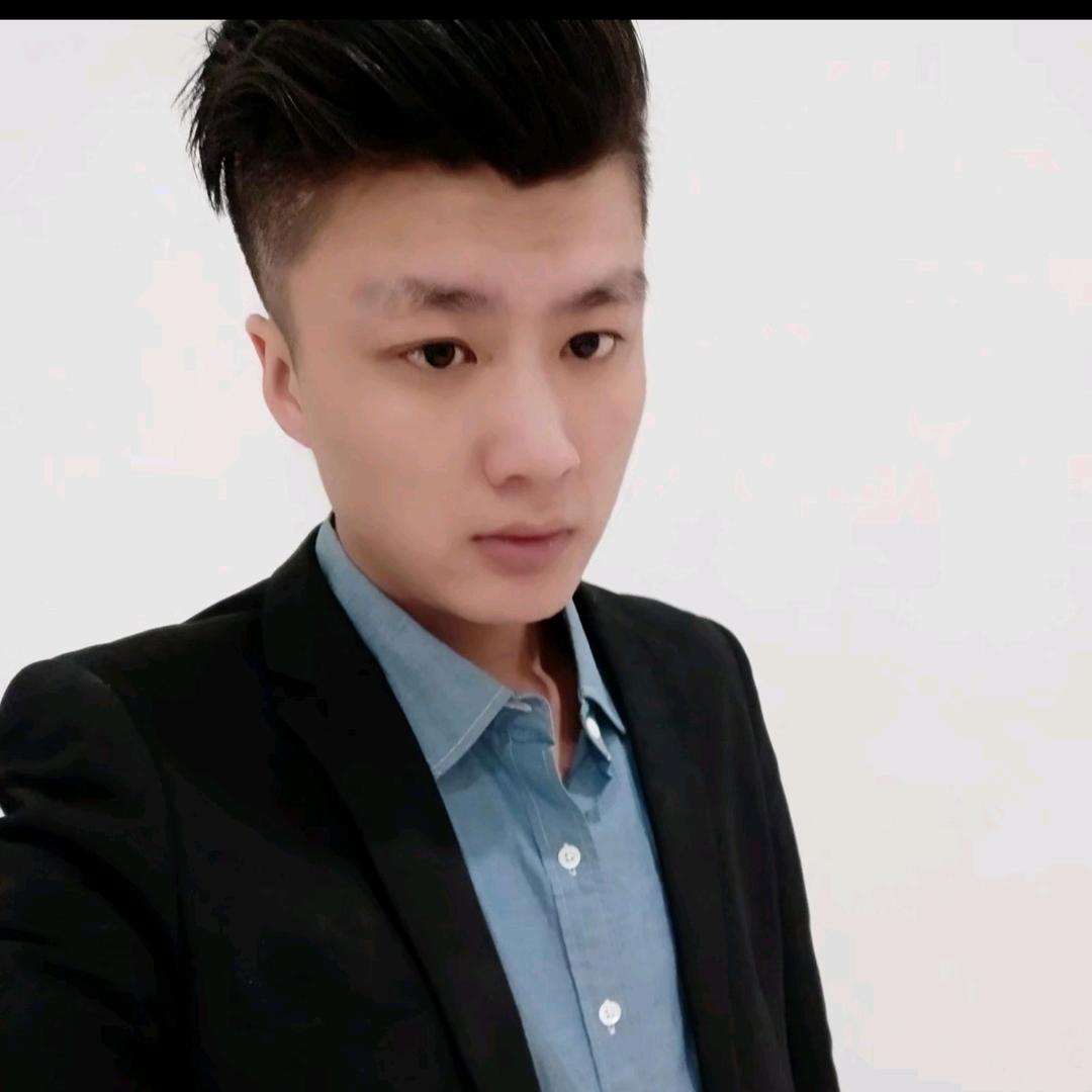 卖女孩的小🔥柴