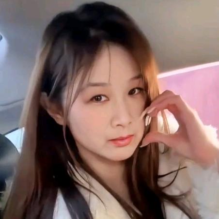 思瑶。