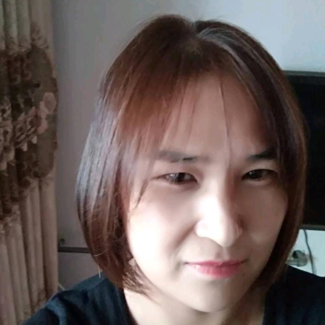 霞儿穿搭