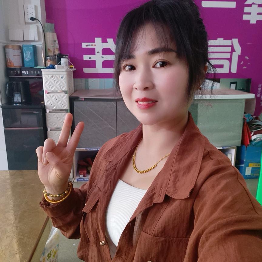 吴二妹（橱窗）