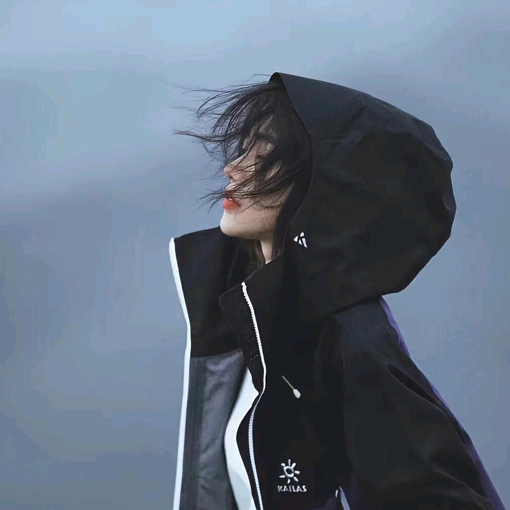 快活的小宇