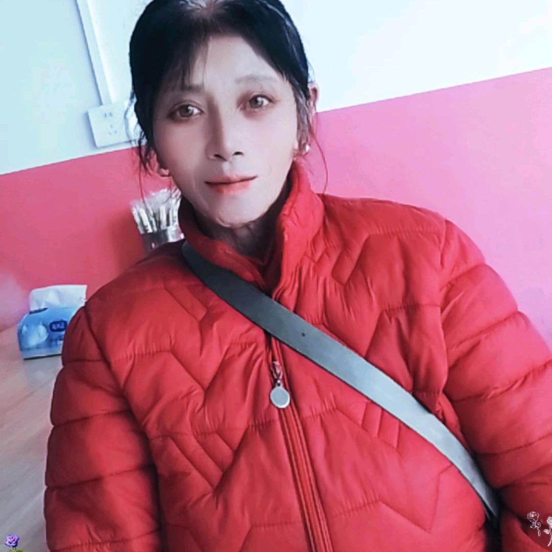黄英