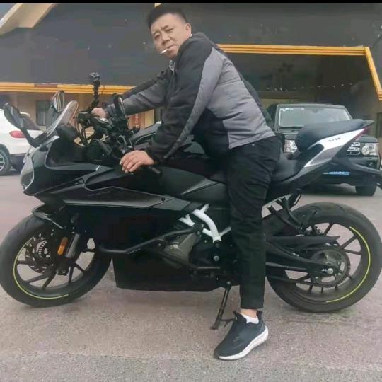 轮胎哥
