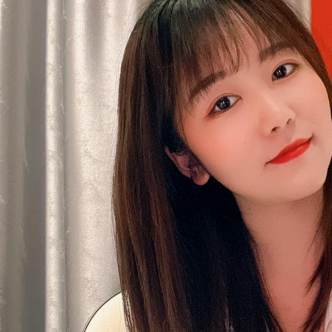 32岁的女老师