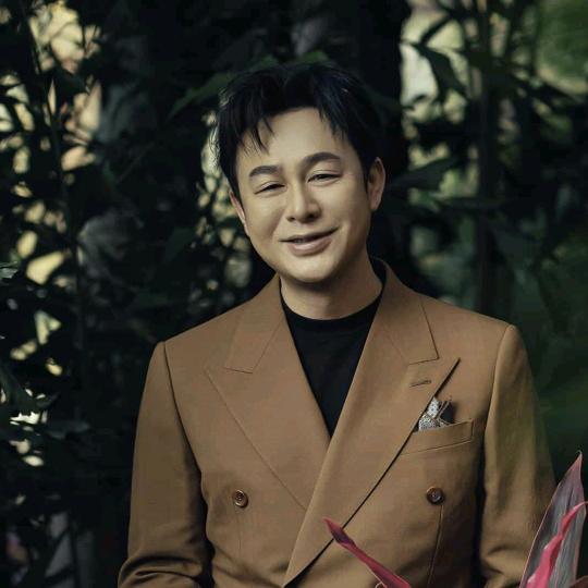 你压到了我的腿毛