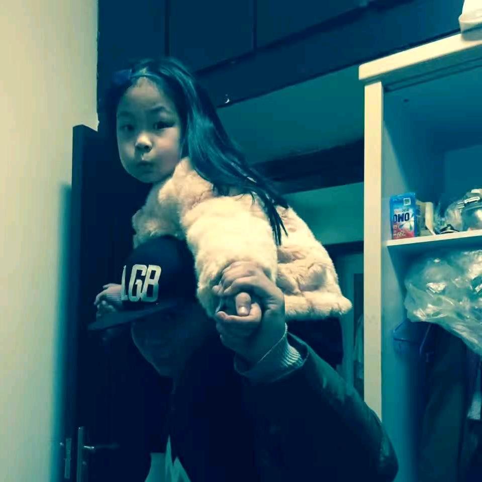 小柒