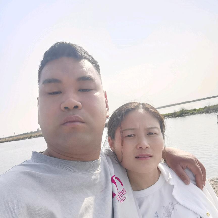 小明有点微胖