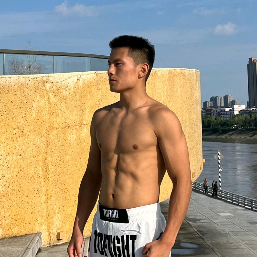 🇨🇳李小龙🐲