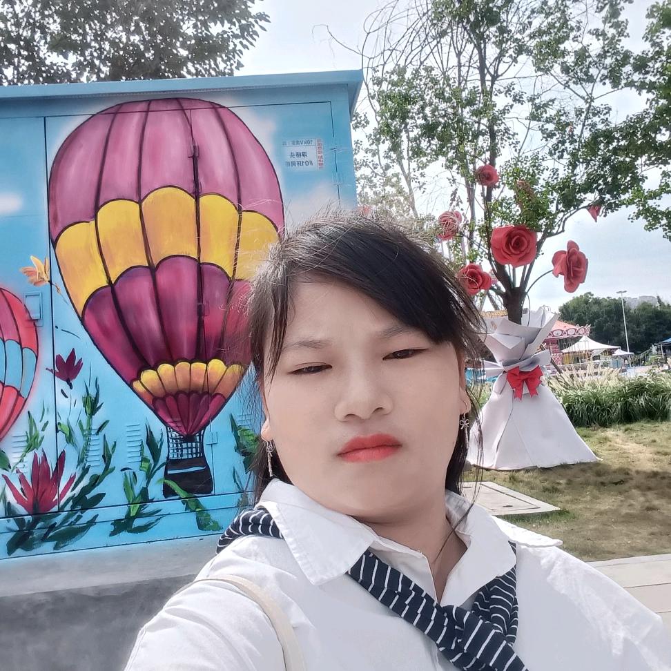 欣欣我