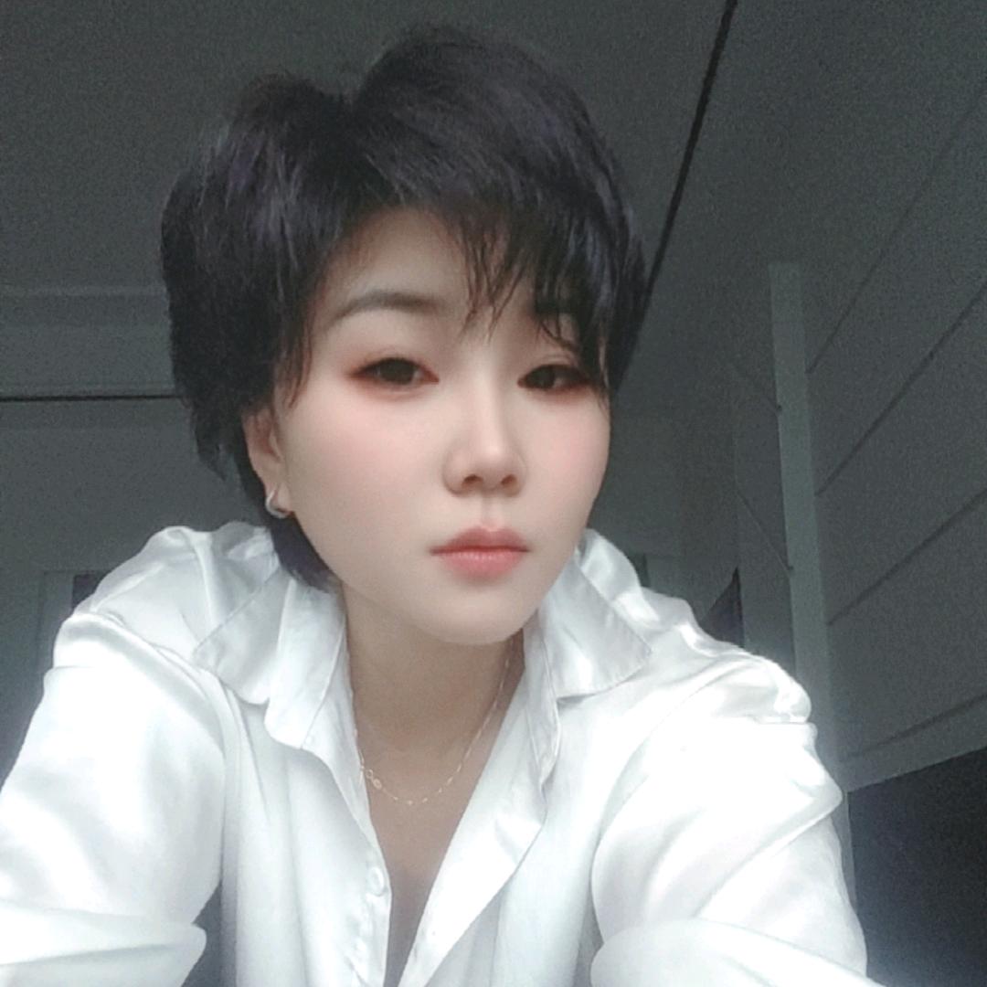 飞姐🌻拒绝私聊