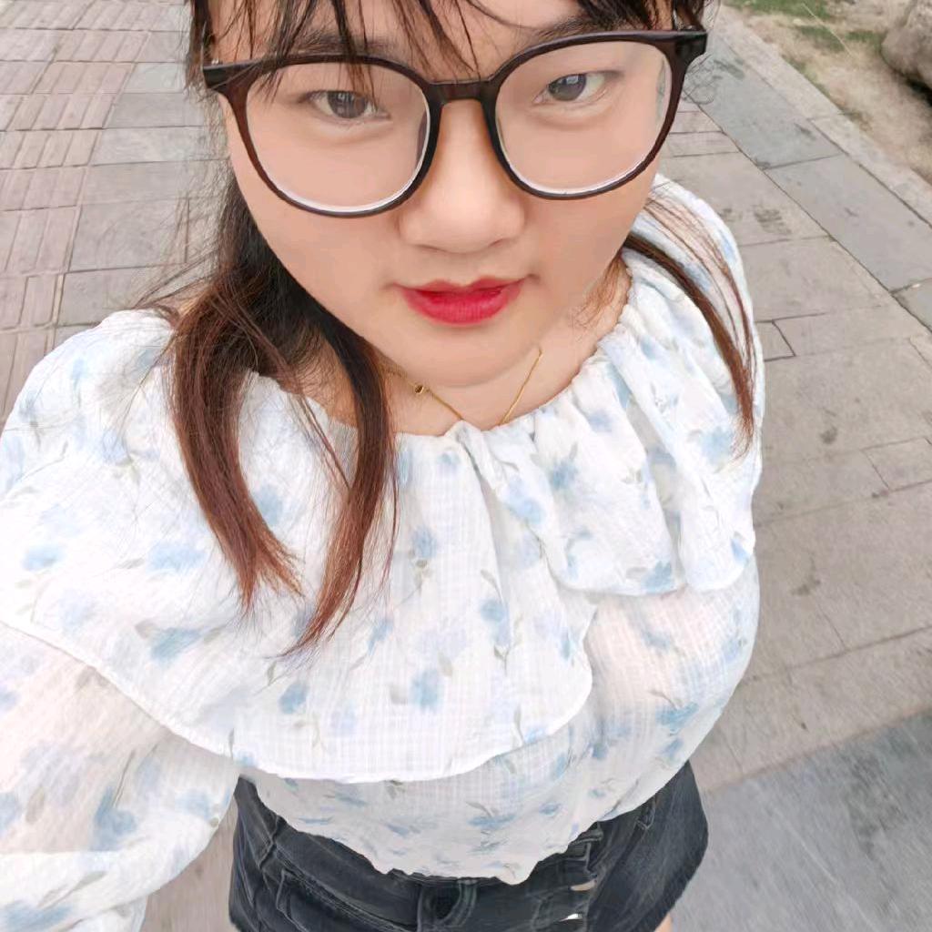 小妹子（重庆三三团队）