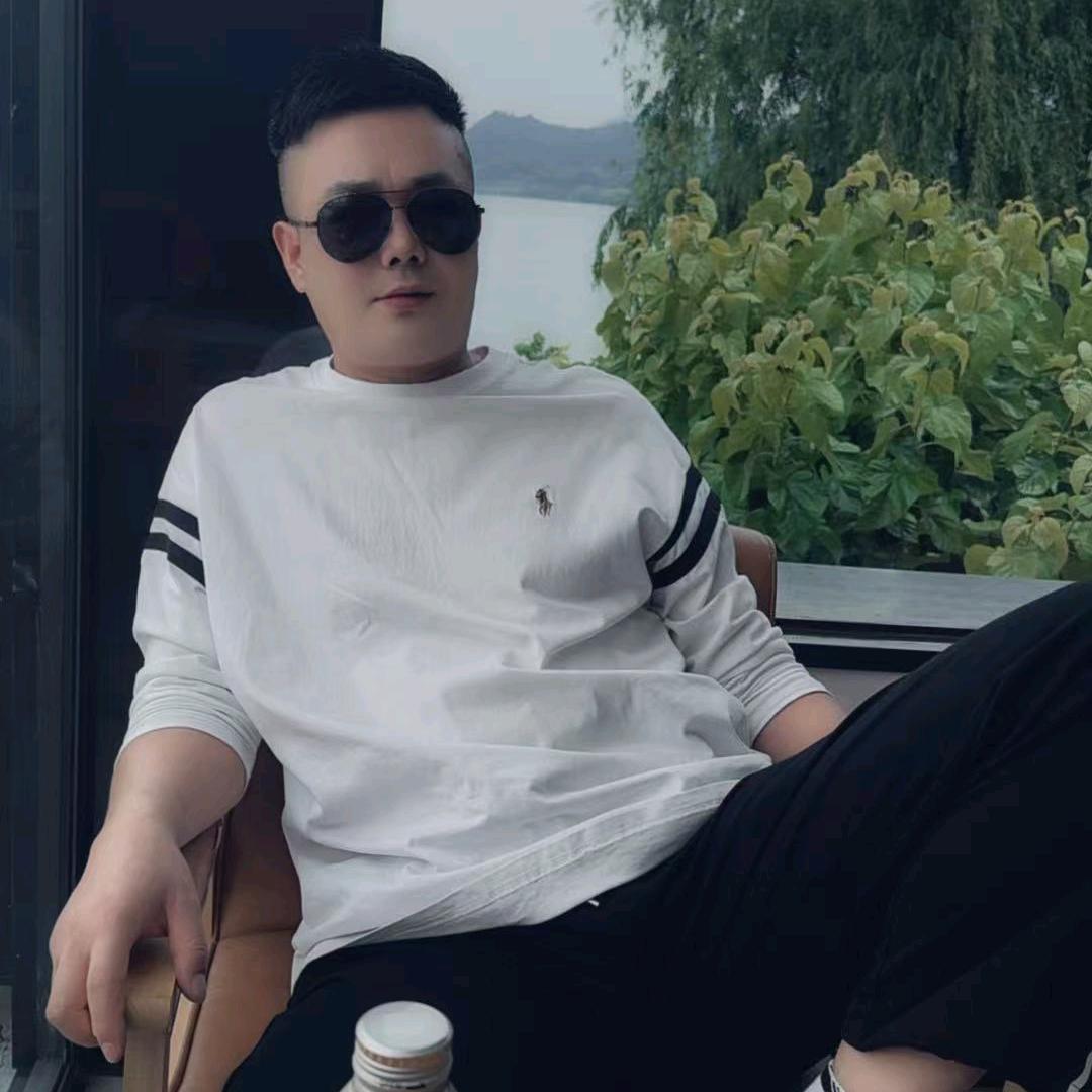 阿伟双向奔赴