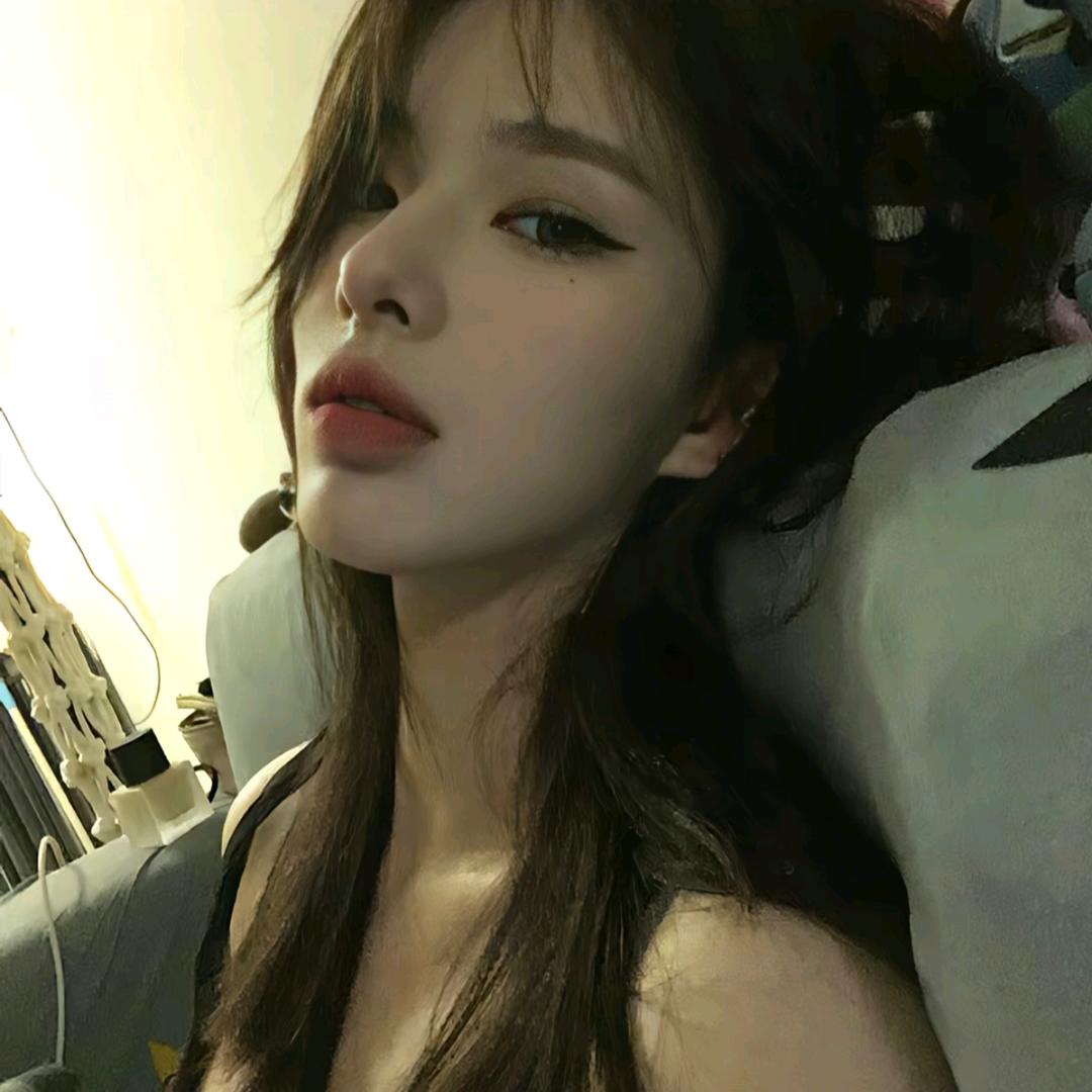郁恩.
