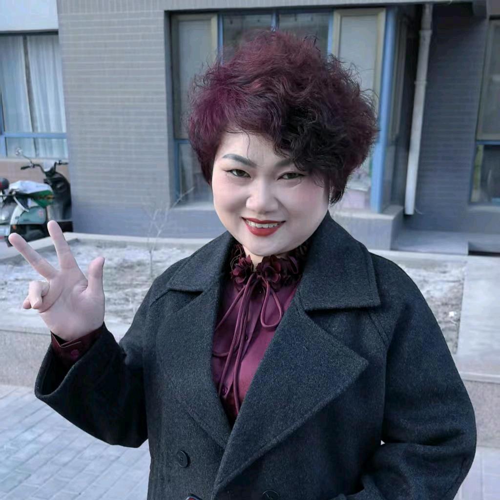 英英发财好运来