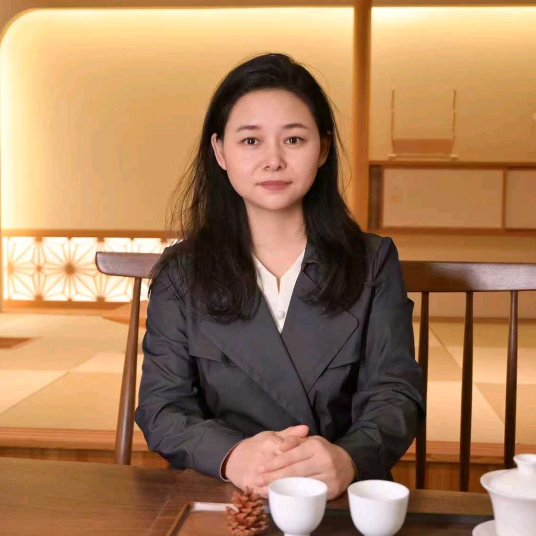 实木定制设计师•杨玲