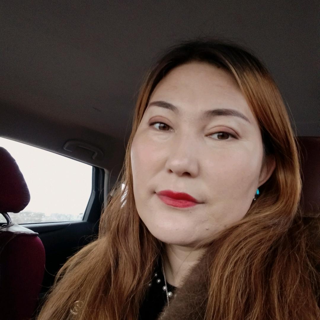 再娜古丽百货店