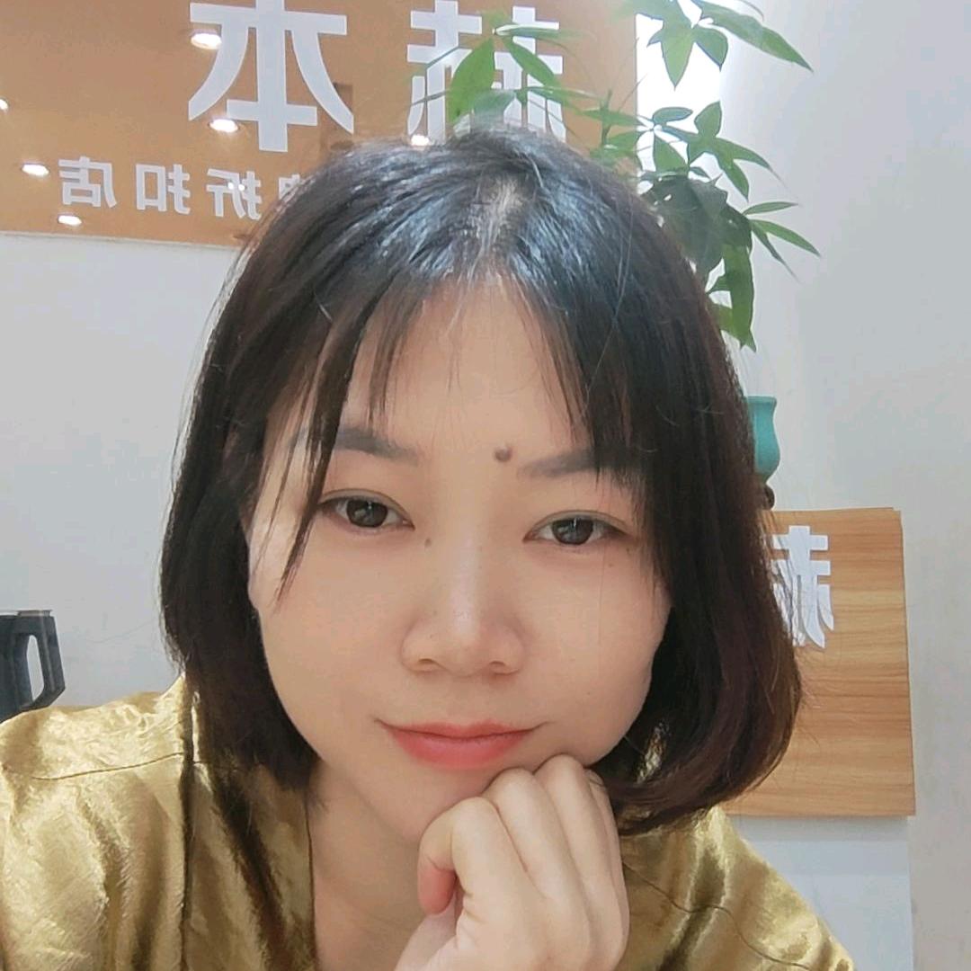 宜章女装赫本品牌折扣店