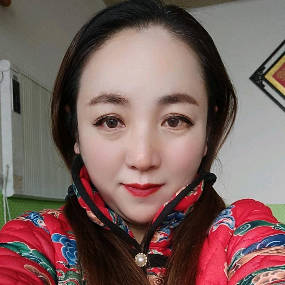 小虎牙虹姐