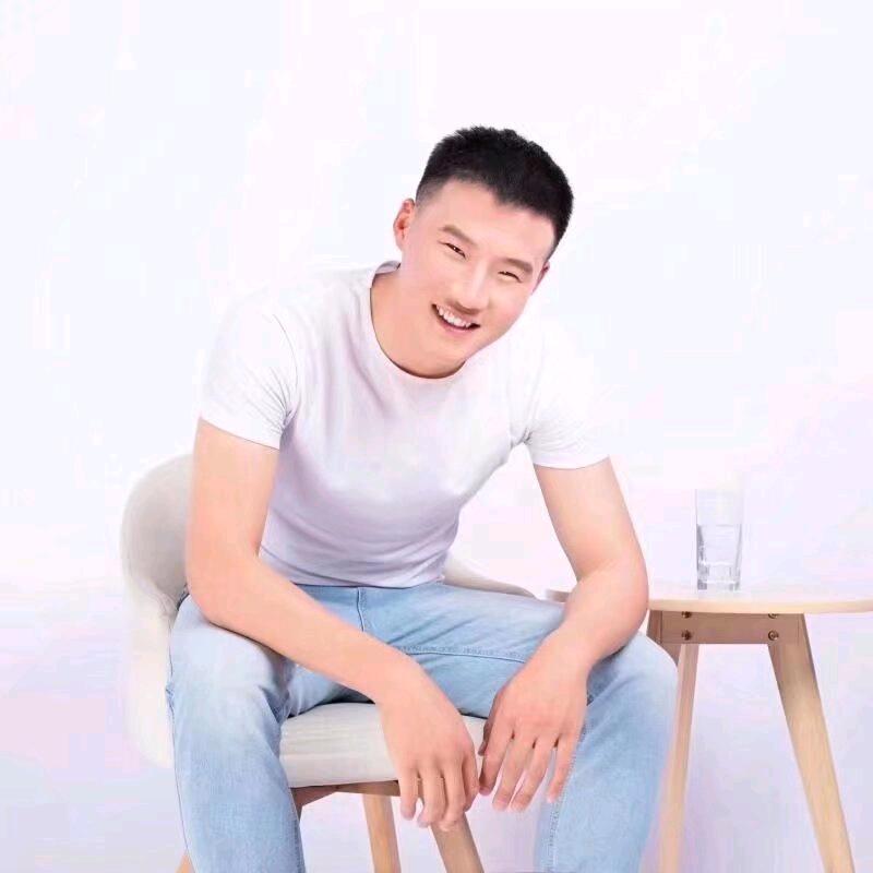 凌空飞翔