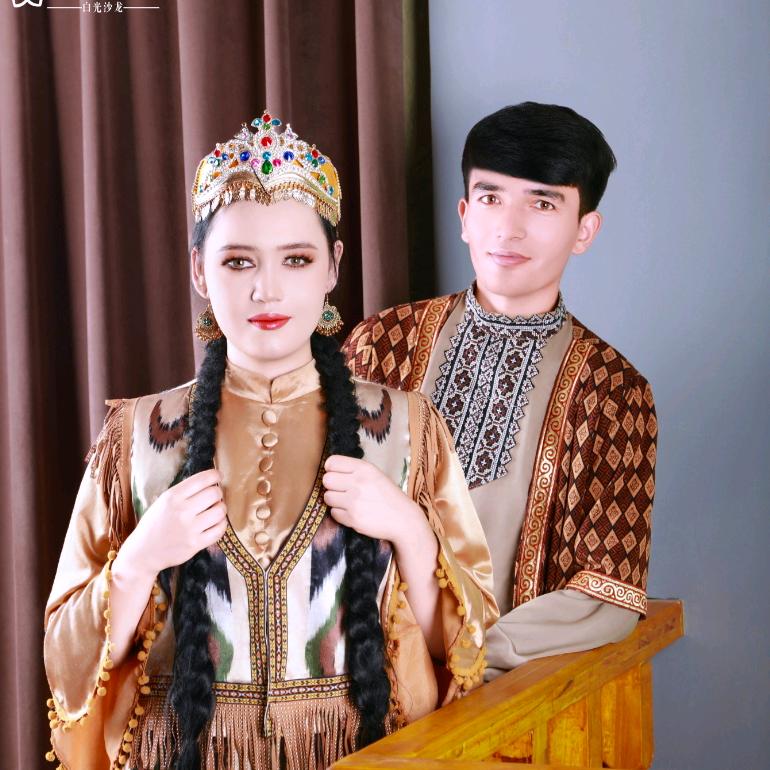 ♥萨👩‍❤️‍👨艾 ♥