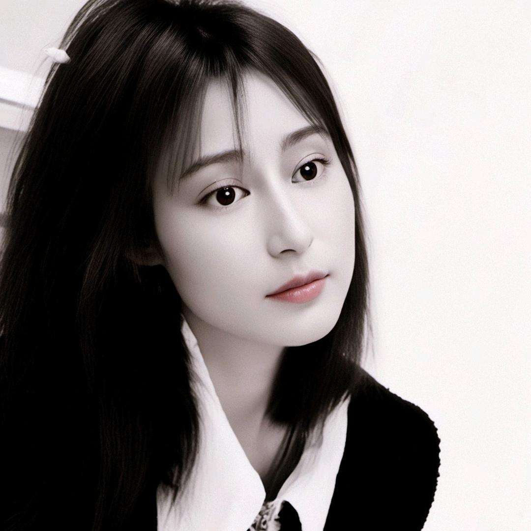 B~💐