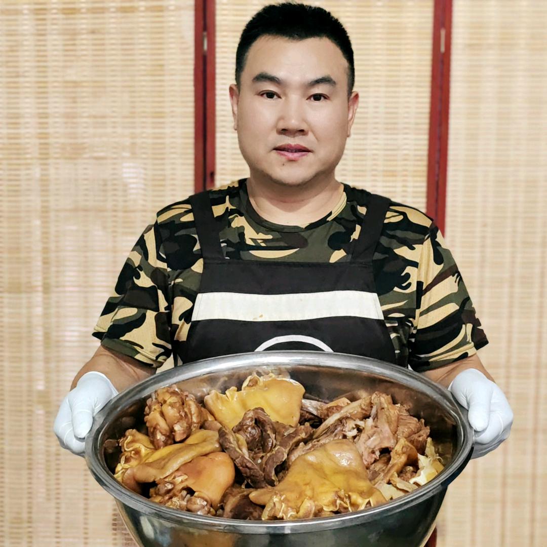 淄博猪头肉找六哥