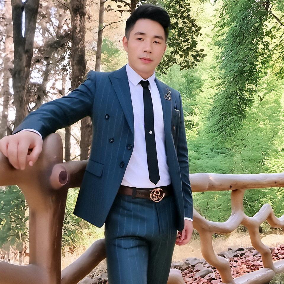 人在外面，心在家。