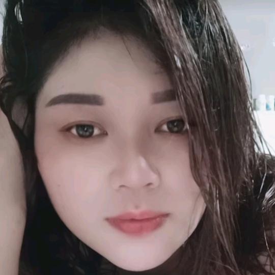 人生不过二两洒，一两心酸，一两愁，