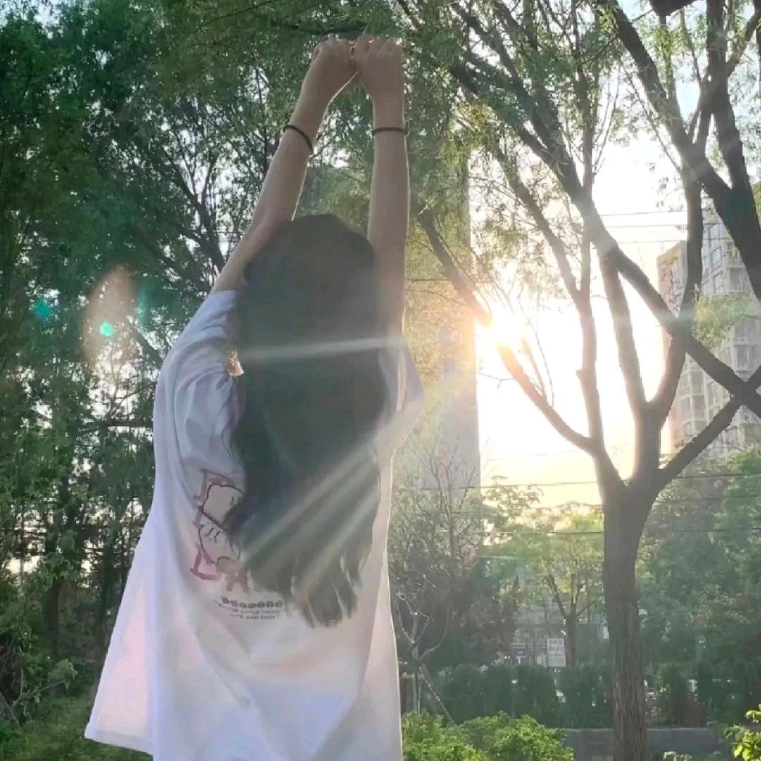 晚风揉碎星光