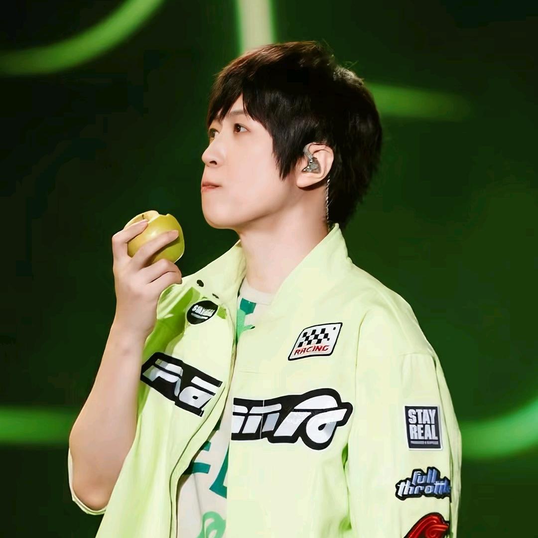 贝贝桃桃胡萝卜🥕