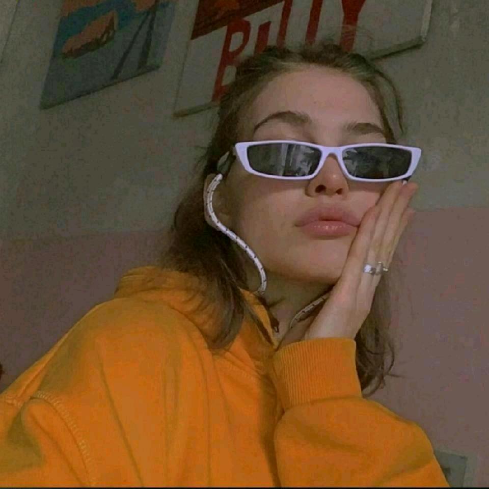 八