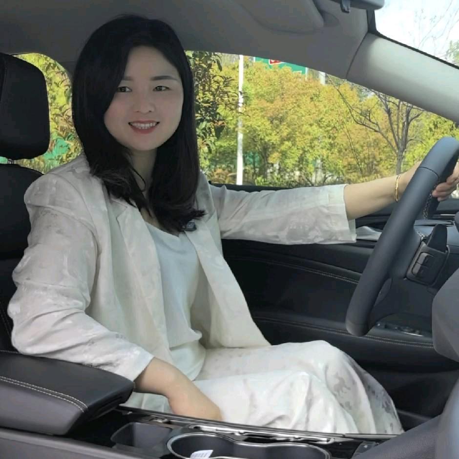 新福汽贸~芳芳