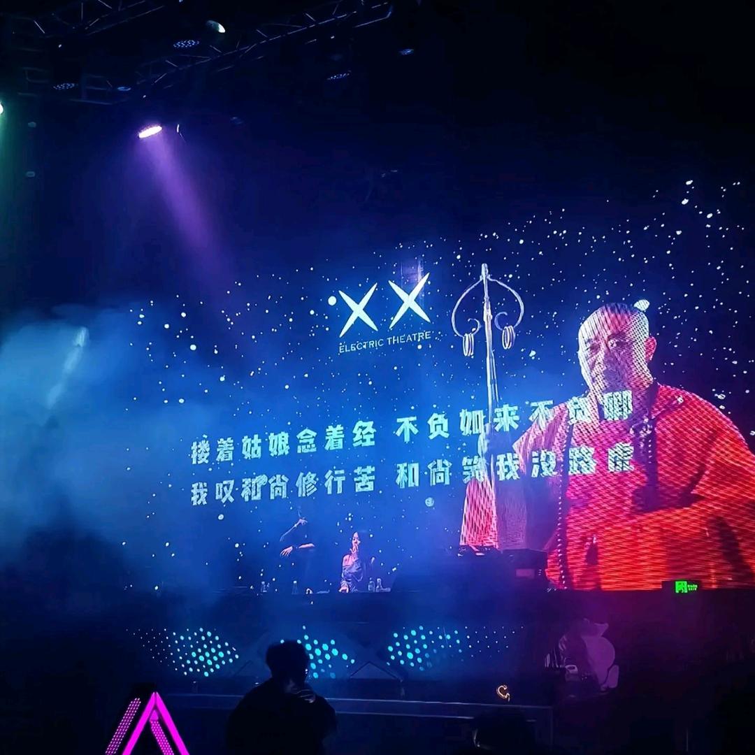 青衫依旧