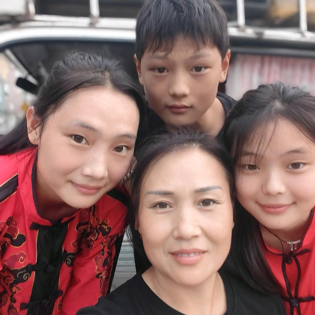 杂技一家人