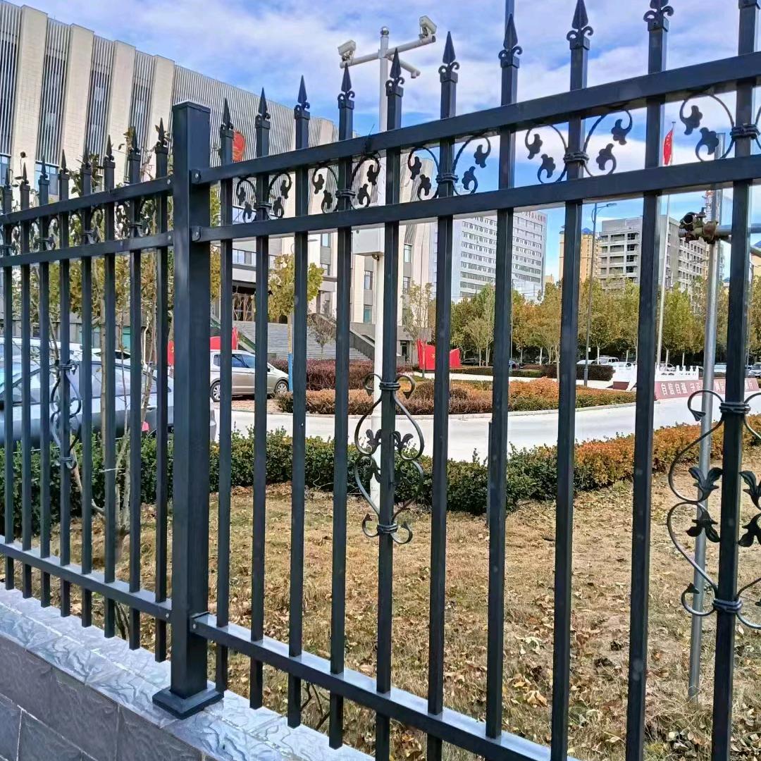 卓恩锌钢铁艺围墙护栏围栏阳台道路草坪栅栏