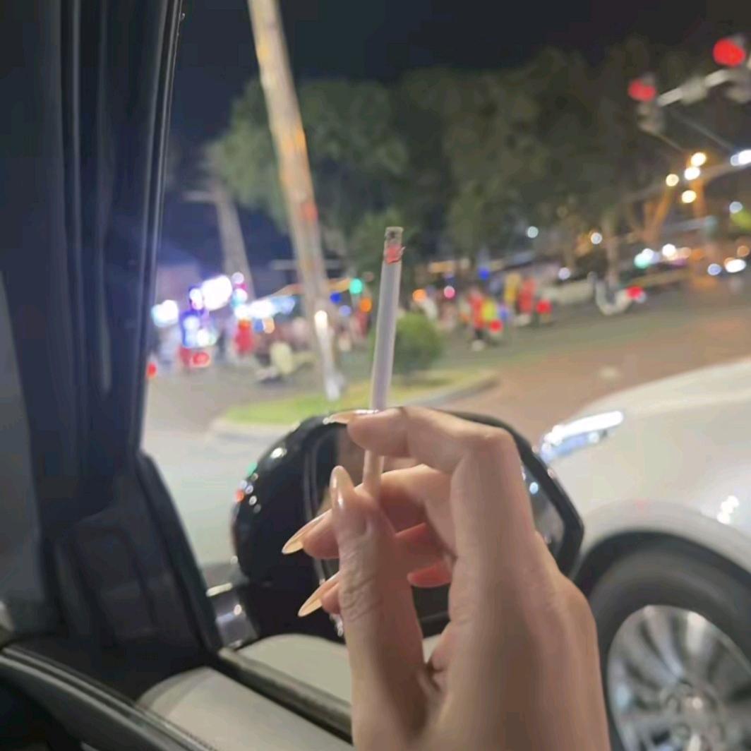 子晴。