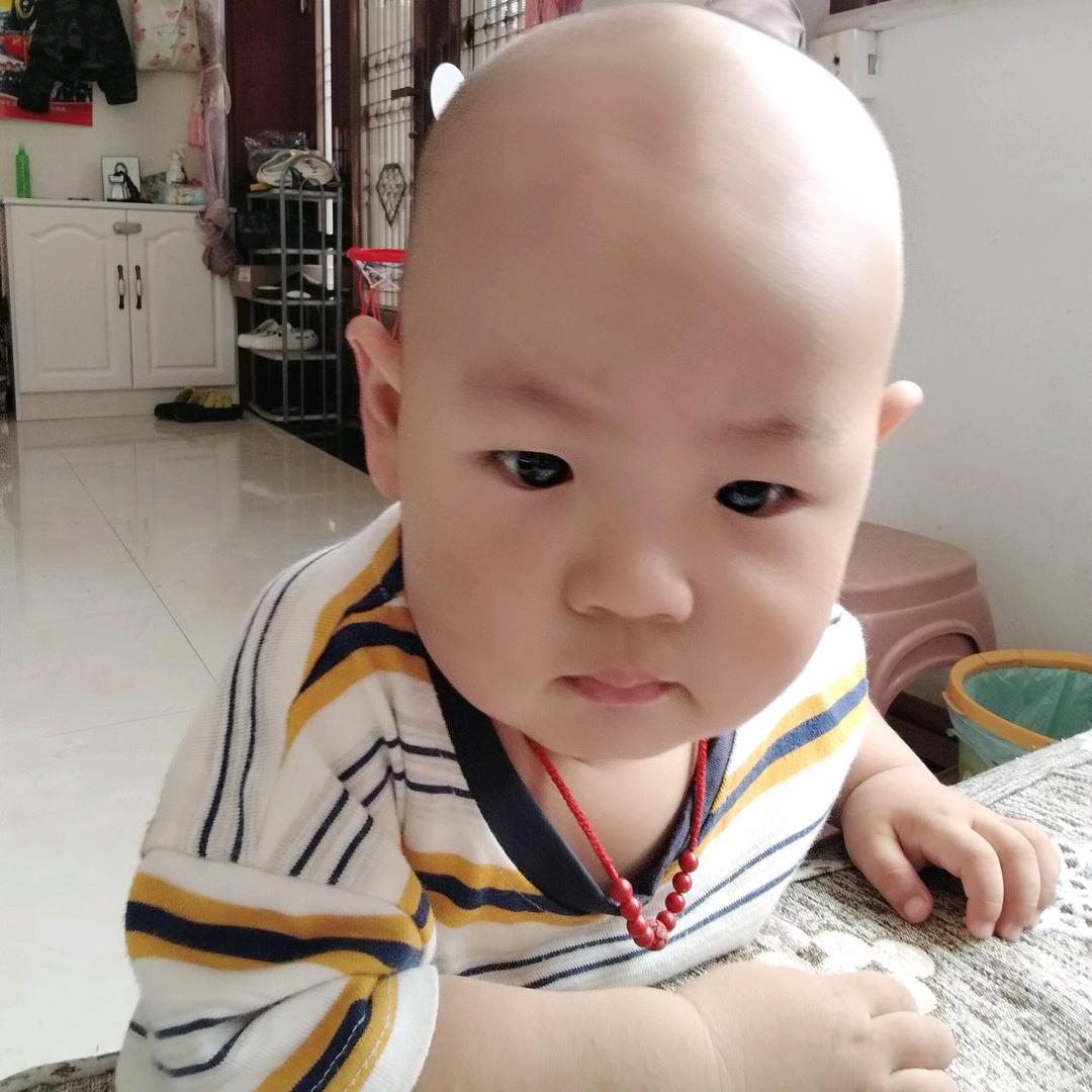 吴子扬，奶奶