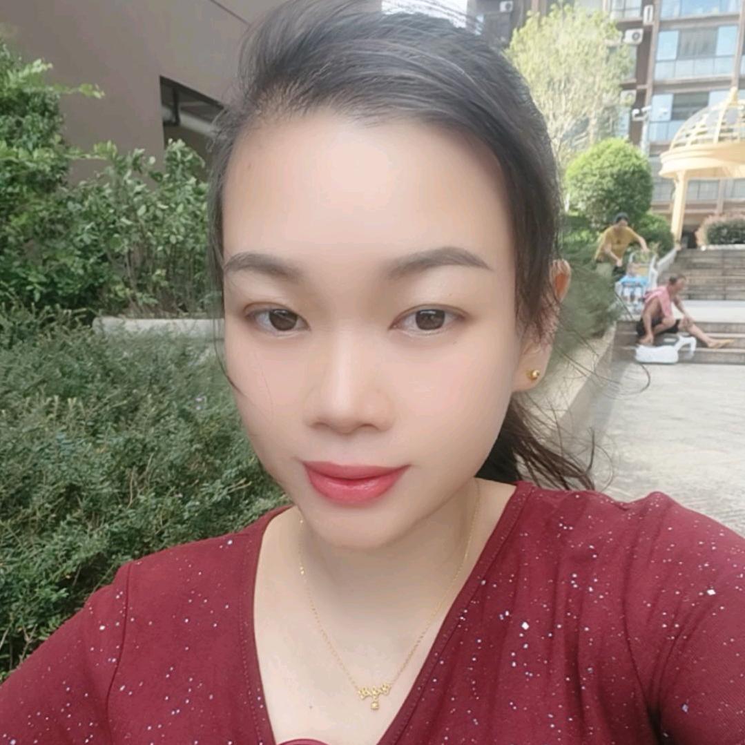 艳艳 下午2:50分直播(全州银宇装饰)