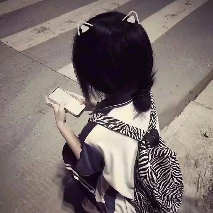 ^怡怡酱.