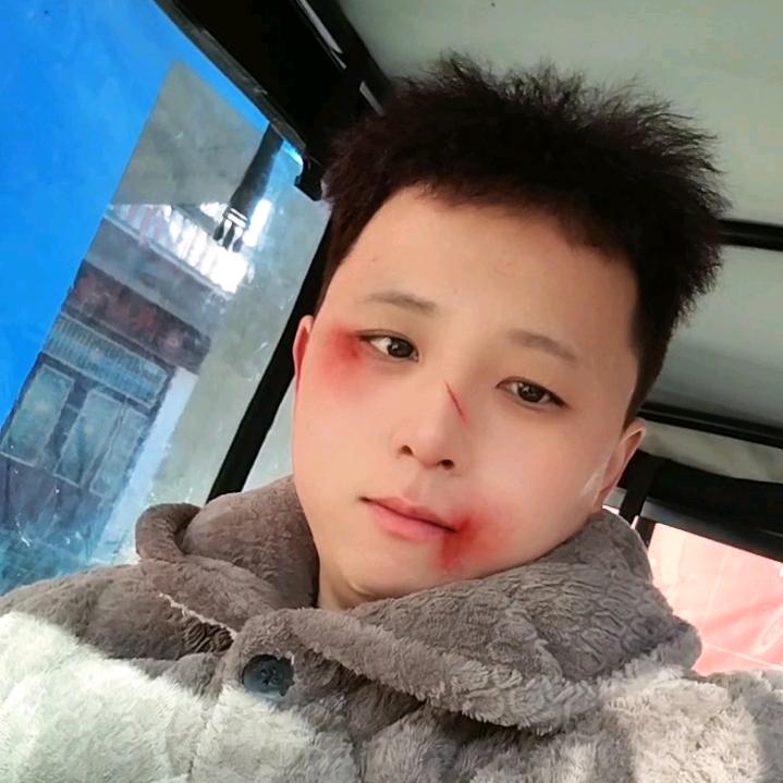 @🚬ℒᎭ 㞮孞ℯོ༄