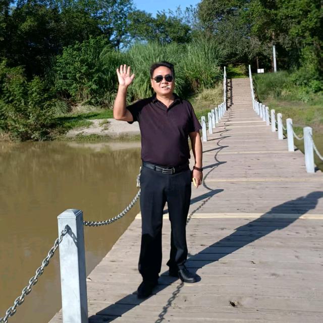 ((🌺快乐哥🌺))