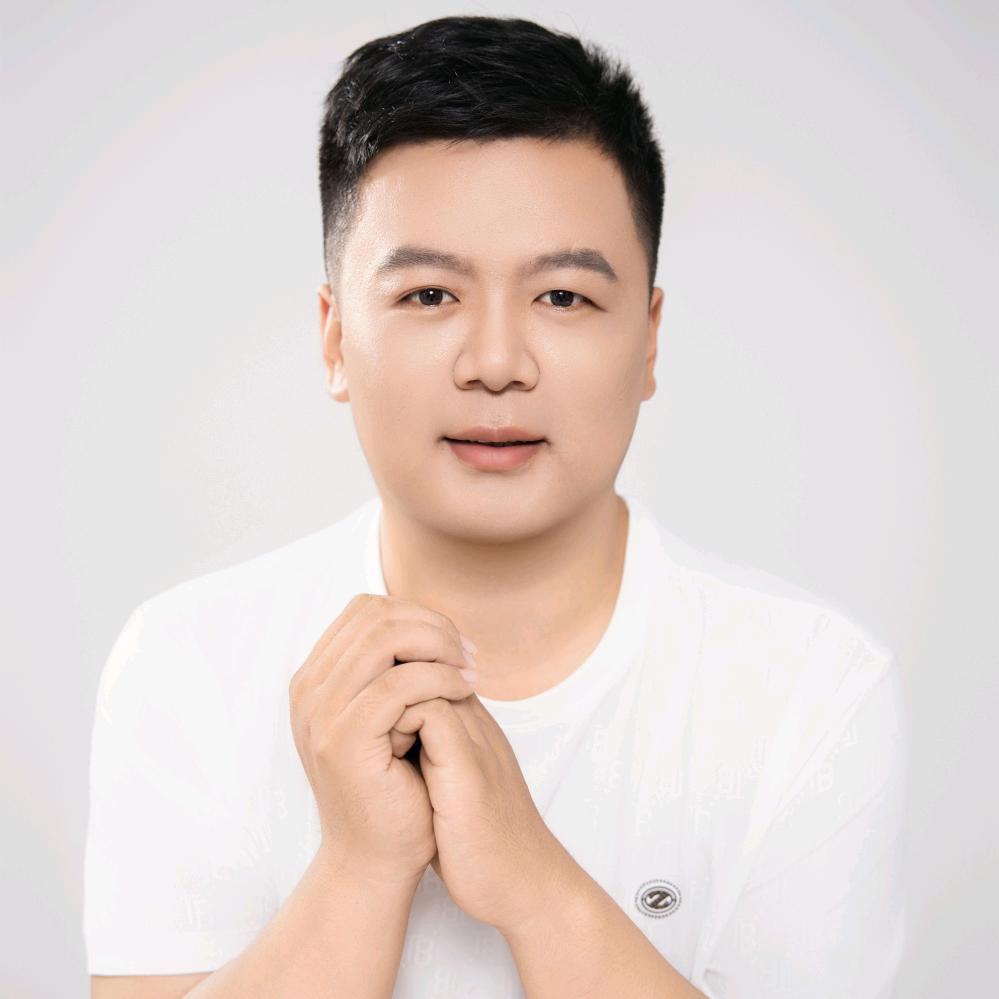 李淑龙