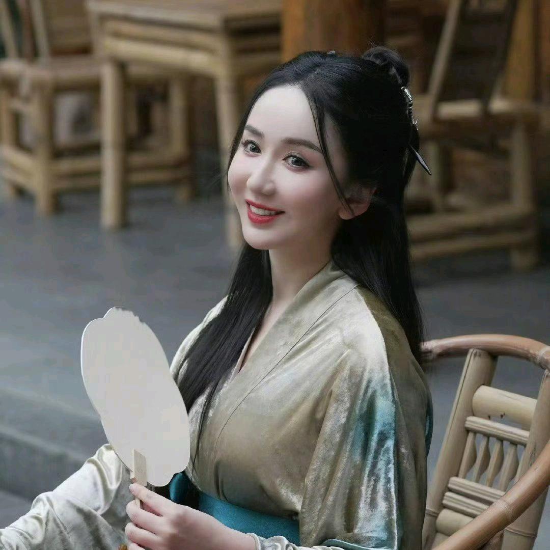 娄艺潇精选返场✔