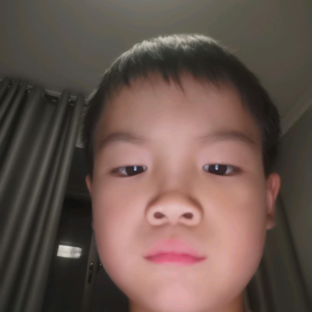 邢烜铭