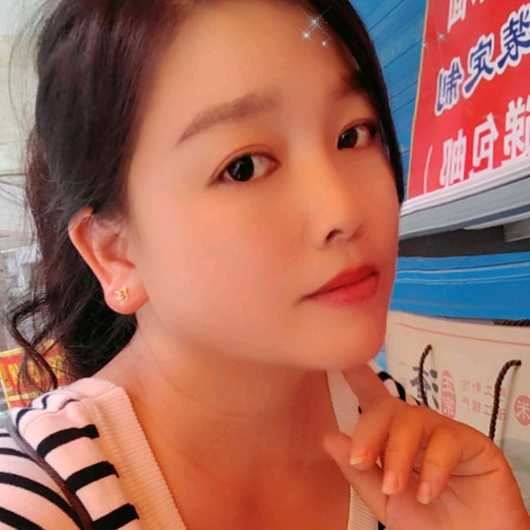 渣江卖米粉小妹