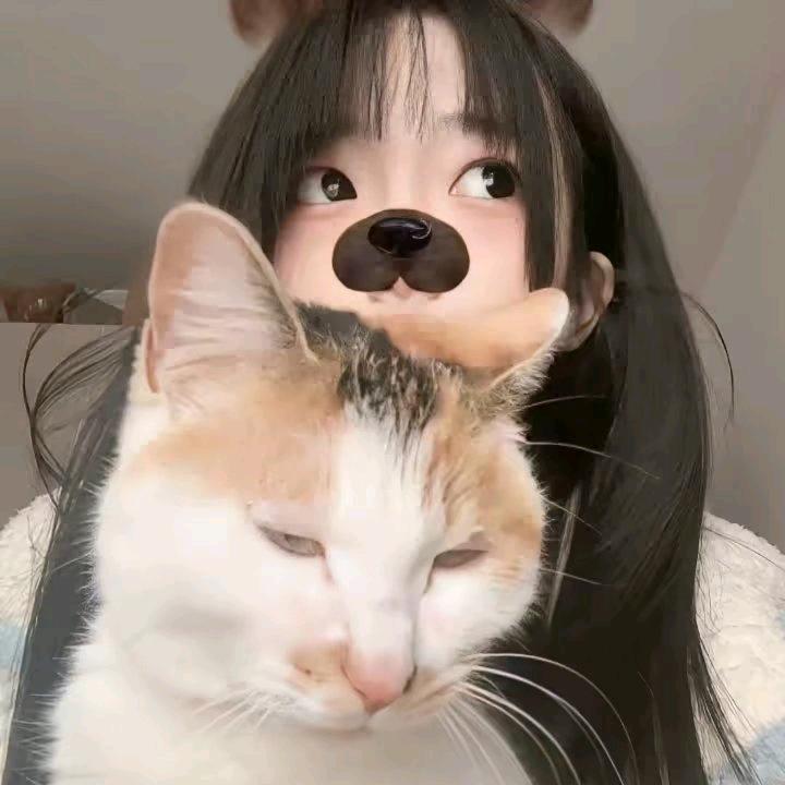 忧郁小含.